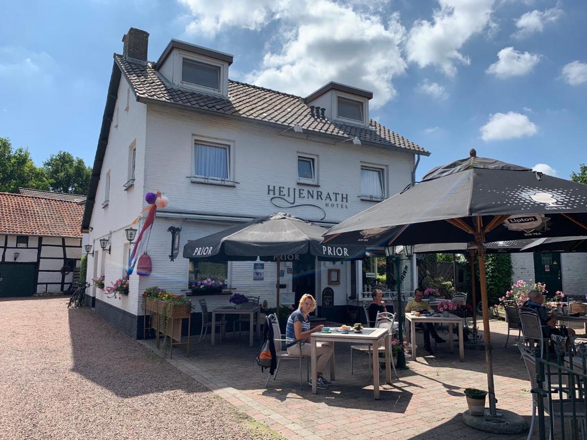 Hotel Heijenrath Exterior photo